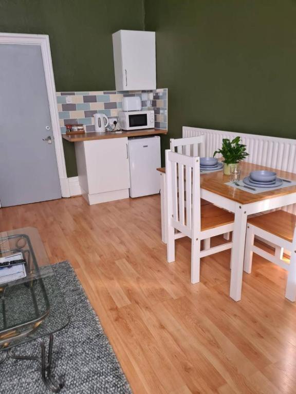 Digbeth City Centre Apartment Sleeps 12 Opposite Coach Station Бирмингем Экстерьер фото