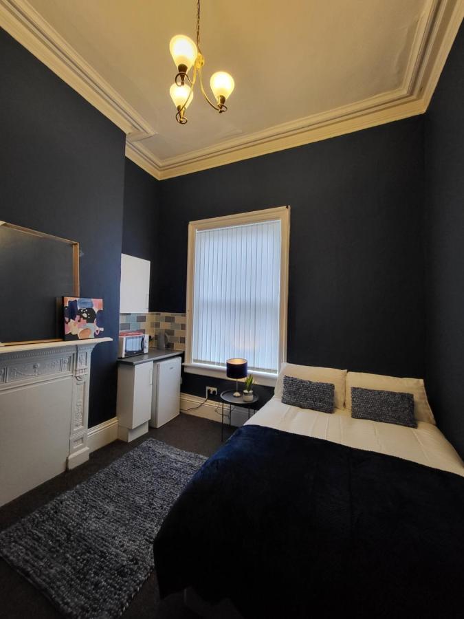 Digbeth City Centre Apartment Sleeps 12 Opposite Coach Station Бирмингем Экстерьер фото