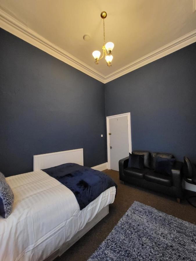 Digbeth City Centre Apartment Sleeps 12 Opposite Coach Station Бирмингем Экстерьер фото